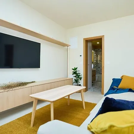 Luxe Retreat In Lapad - Seaside Дубровник