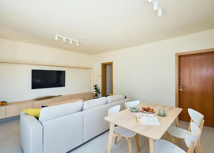 Апартаменты Luxe Retreat In Lapad - Seaside *