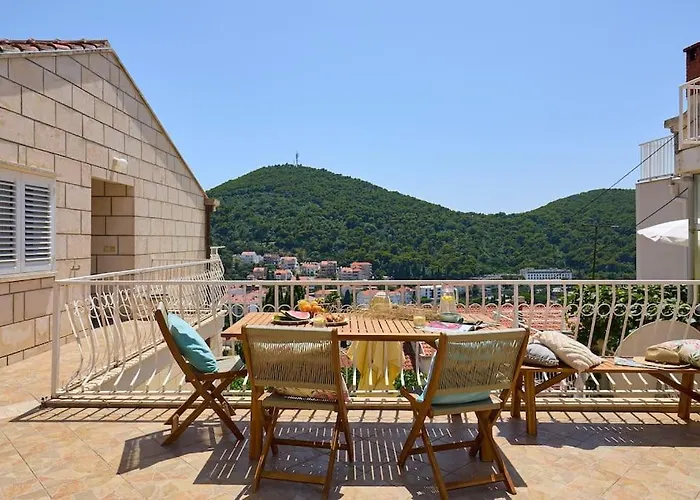Апартаменты Luxe Retreat In Lapad - Seaside *