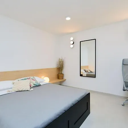 Luxe Retreat In Lapad - Seaside Apartamento